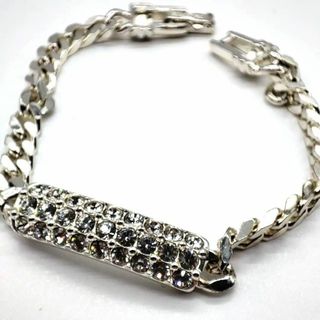 スワロフスキー(SWAROVSKI)の【SWAROVSKI】スワロフスキー クリスタル ブレスレット 　１８ｃｍ(ブレスレット/バングル)