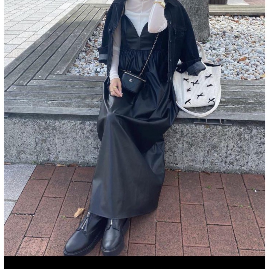 【ZARA】ザラ XS ネオレザー ワンピース フェイクレザー ハートネック