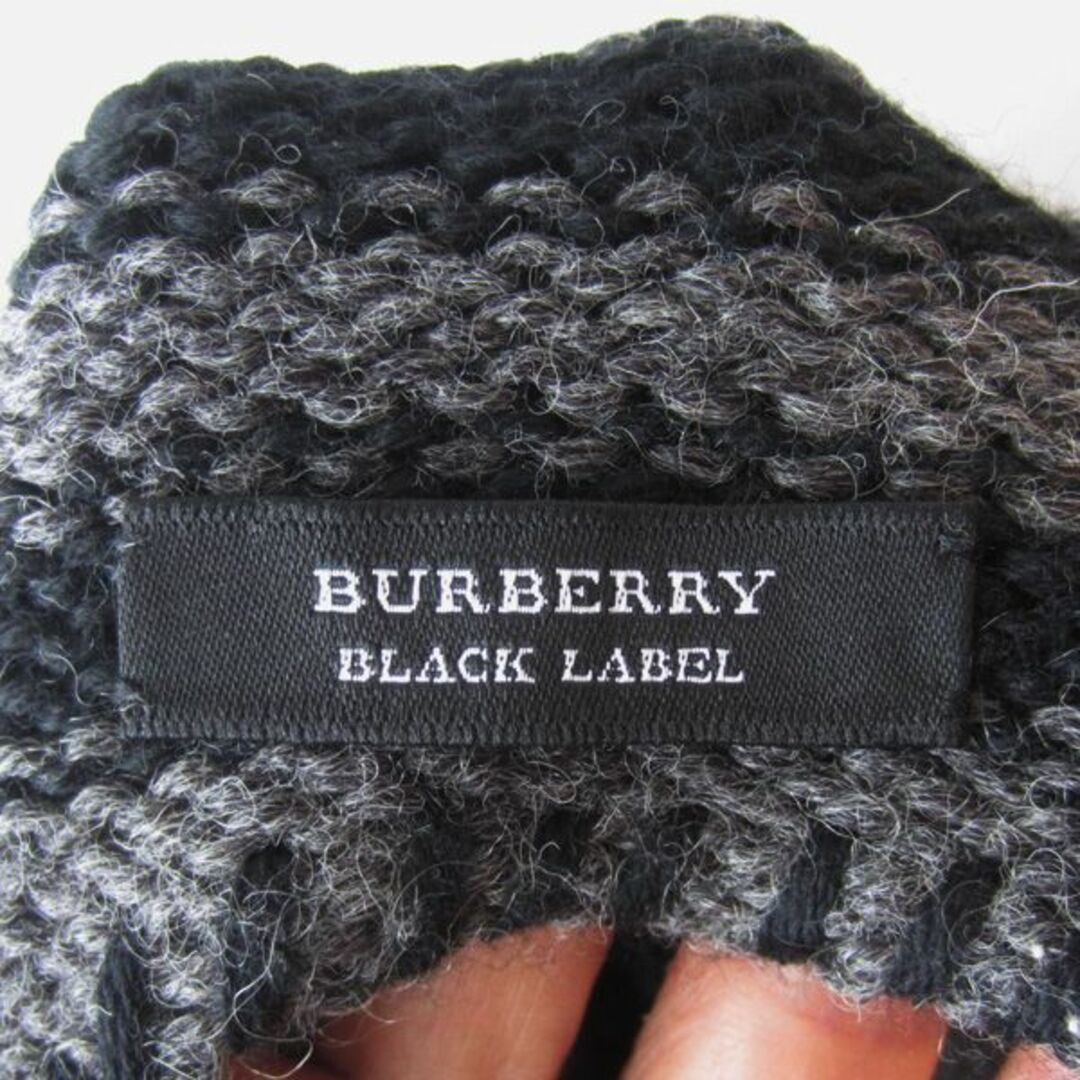 BURBERRY(バーバリー)の美品　BURBARY／バーバリー★　耳当て付きニットキャップ　ビーニー レディースの帽子(ニット帽/ビーニー)の商品写真