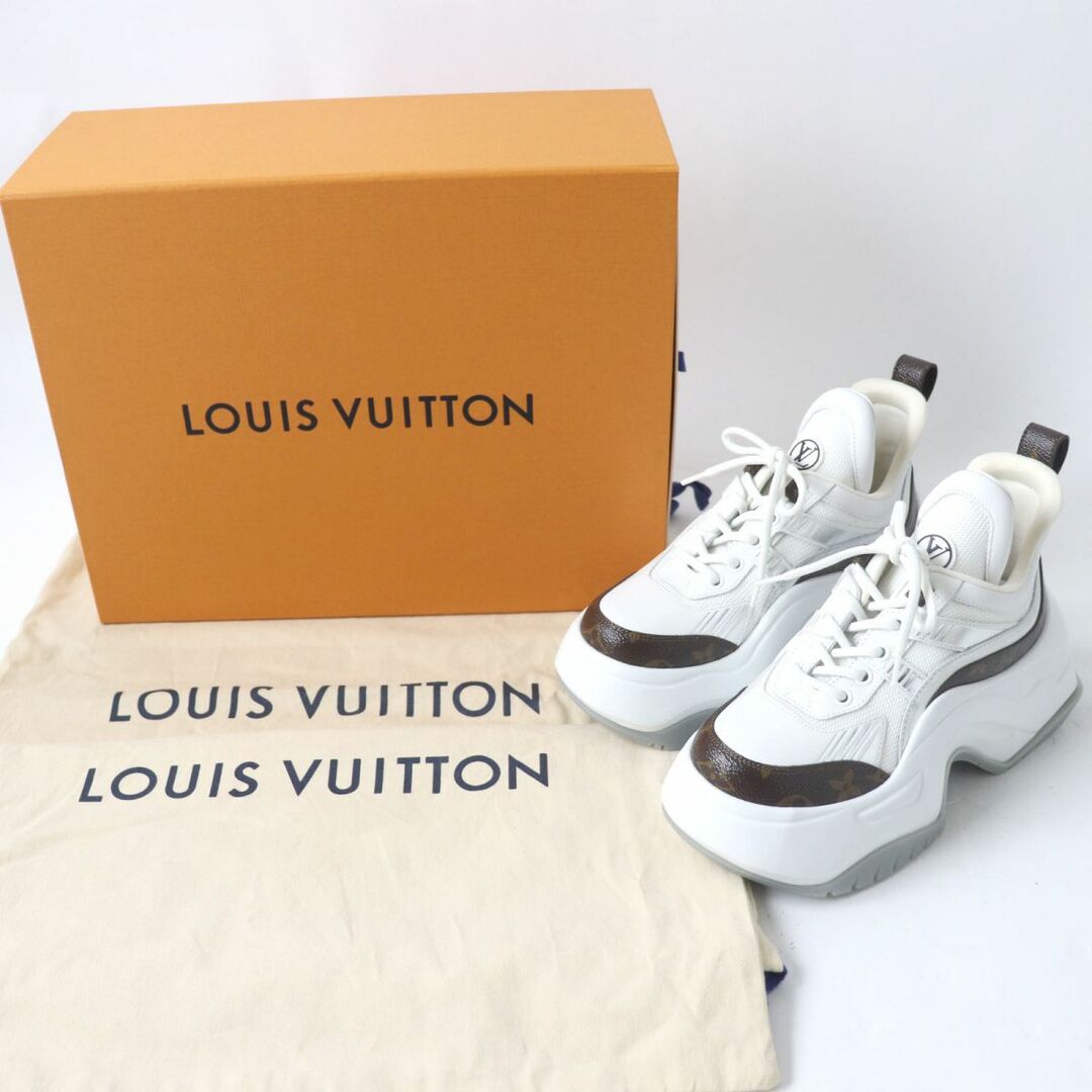 LOUIS VUITTON(ルイヴィトン)の未使用品☆定価204600円 ルイヴィトン 23年 1ABHZQ GO0213 モノグラム アークライト2.0・ライン スニーカー ホワイト 34 1/2 箱・保存袋付 レディースの靴/シューズ(スニーカー)の商品写真