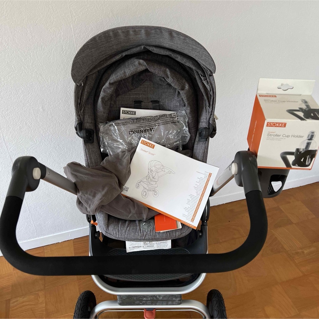 Stokke(ストッケ)のストッケ スクート2 Scoot2 ベビーカー　バギー　グレー キッズ/ベビー/マタニティの外出/移動用品(ベビーカー/バギー)の商品写真