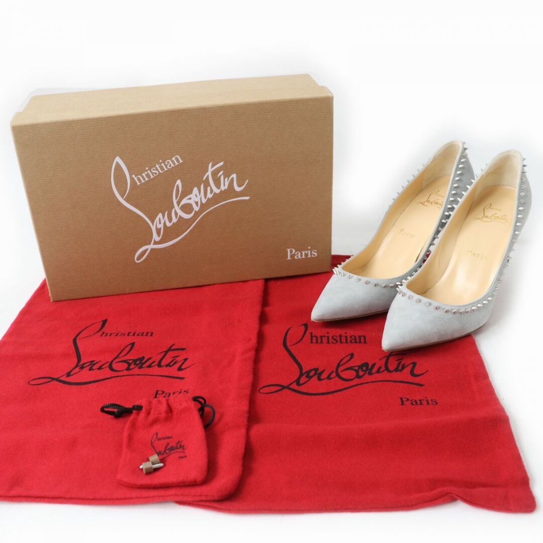 Christian Louboutin(クリスチャンルブタン)の美品☆クリスチャンルブタン ANJALINA 85 3160739 スパイクスタッズ付 スウェードレザー パンプス ライトグレー 35 1/2 伊製 箱・保存袋付 レディースの靴/シューズ(ハイヒール/パンプス)の商品写真