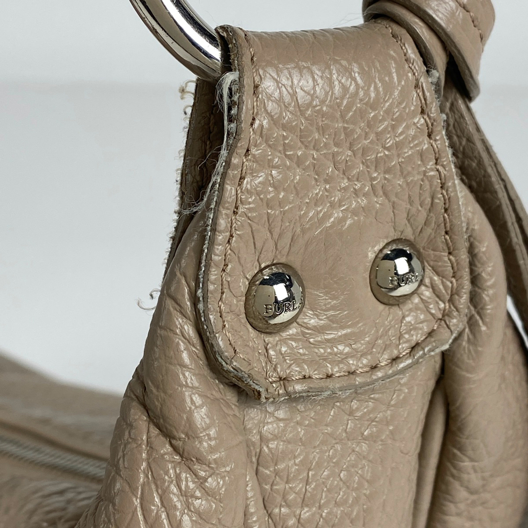 Furla(フルラ)のフルラ ロゴ ショルダーバッグ レディース 【中古】 レディースのバッグ(ショルダーバッグ)の商品写真