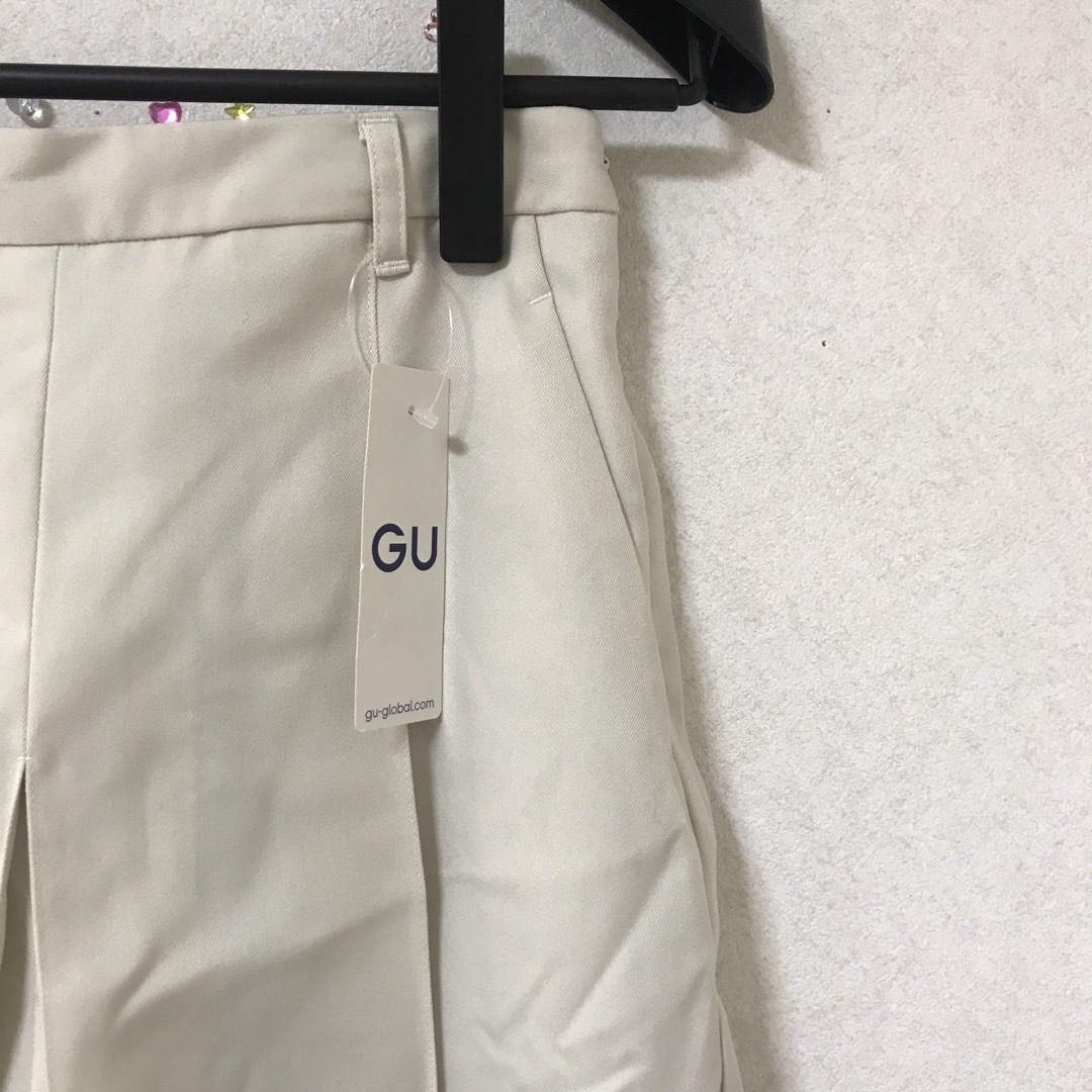 GU(ジーユー)の未使用タグ付き　GU ジーユー　レディース　Mサイズ レディースのパンツ(ショートパンツ)の商品写真