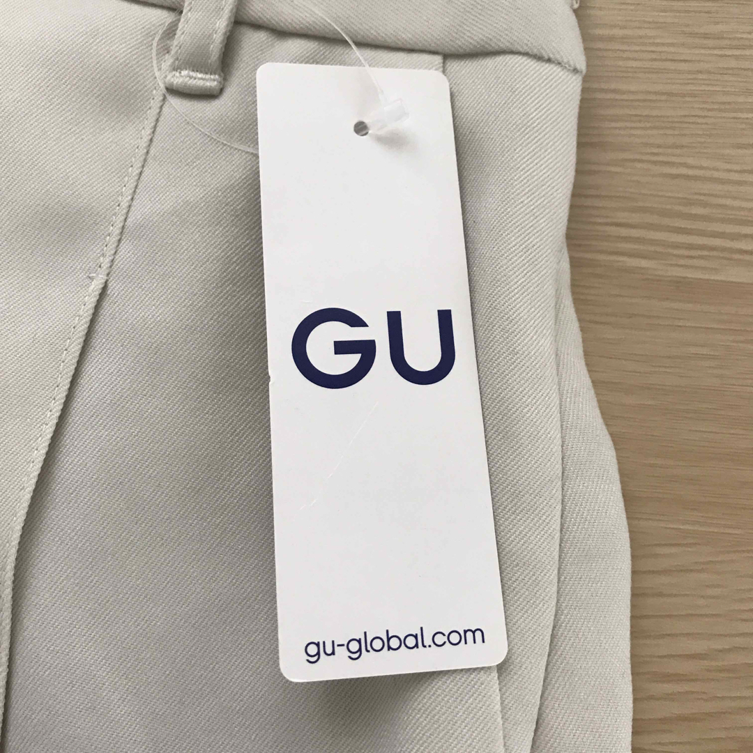 GU(ジーユー)の未使用タグ付き　GU ジーユー　レディース　Mサイズ レディースのパンツ(ショートパンツ)の商品写真