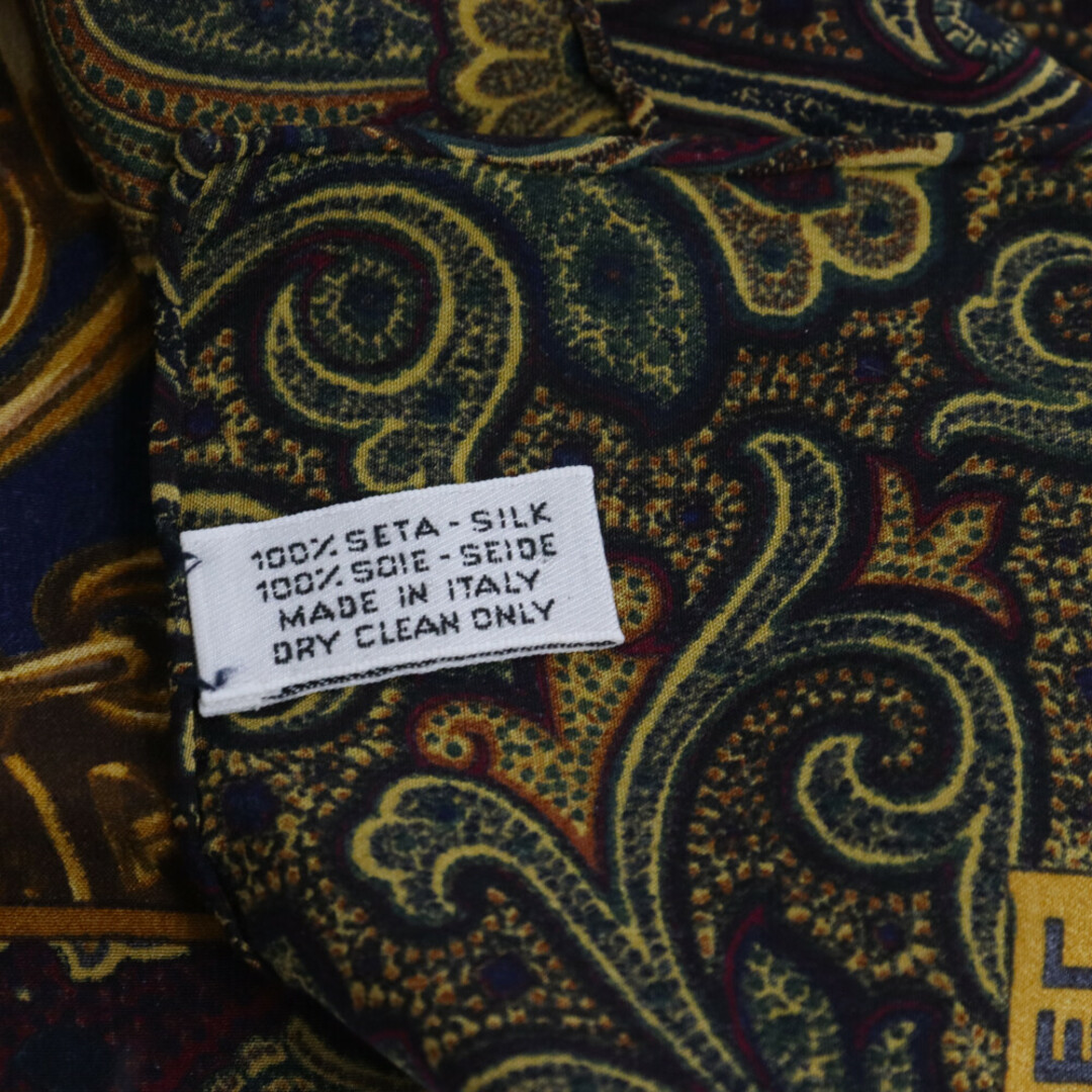 CHANEL(シャネル)のCHANEL シャネル ココマーク ペイズリー 大判シルクスカーフ マルチ レディースのファッション小物(バンダナ/スカーフ)の商品写真