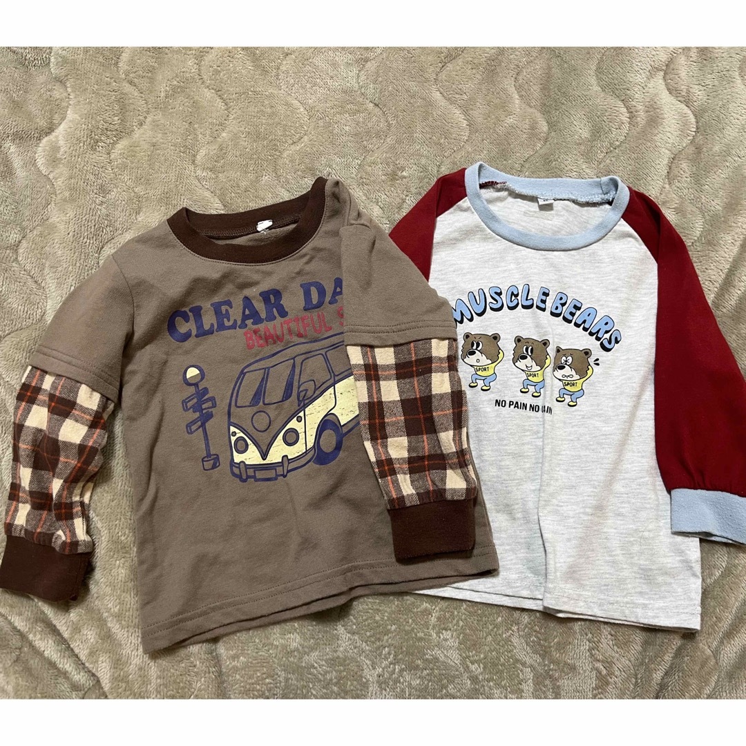 薄手ロングTシャツ　90 二枚セット‼️ キッズ/ベビー/マタニティのキッズ服男の子用(90cm~)(Tシャツ/カットソー)の商品写真