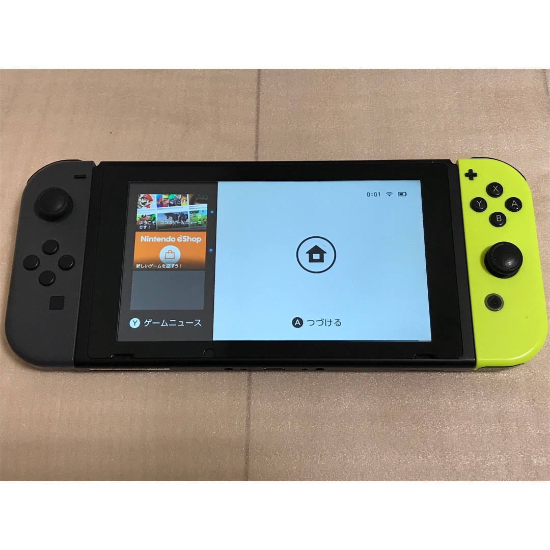 Nintendo Switch(ニンテンドースイッチ)のはる様専用✨画面美品2022年バッテリー強化版Switch本体一式＋ソフト3本付 エンタメ/ホビーのゲームソフト/ゲーム機本体(家庭用ゲーム機本体)の商品写真