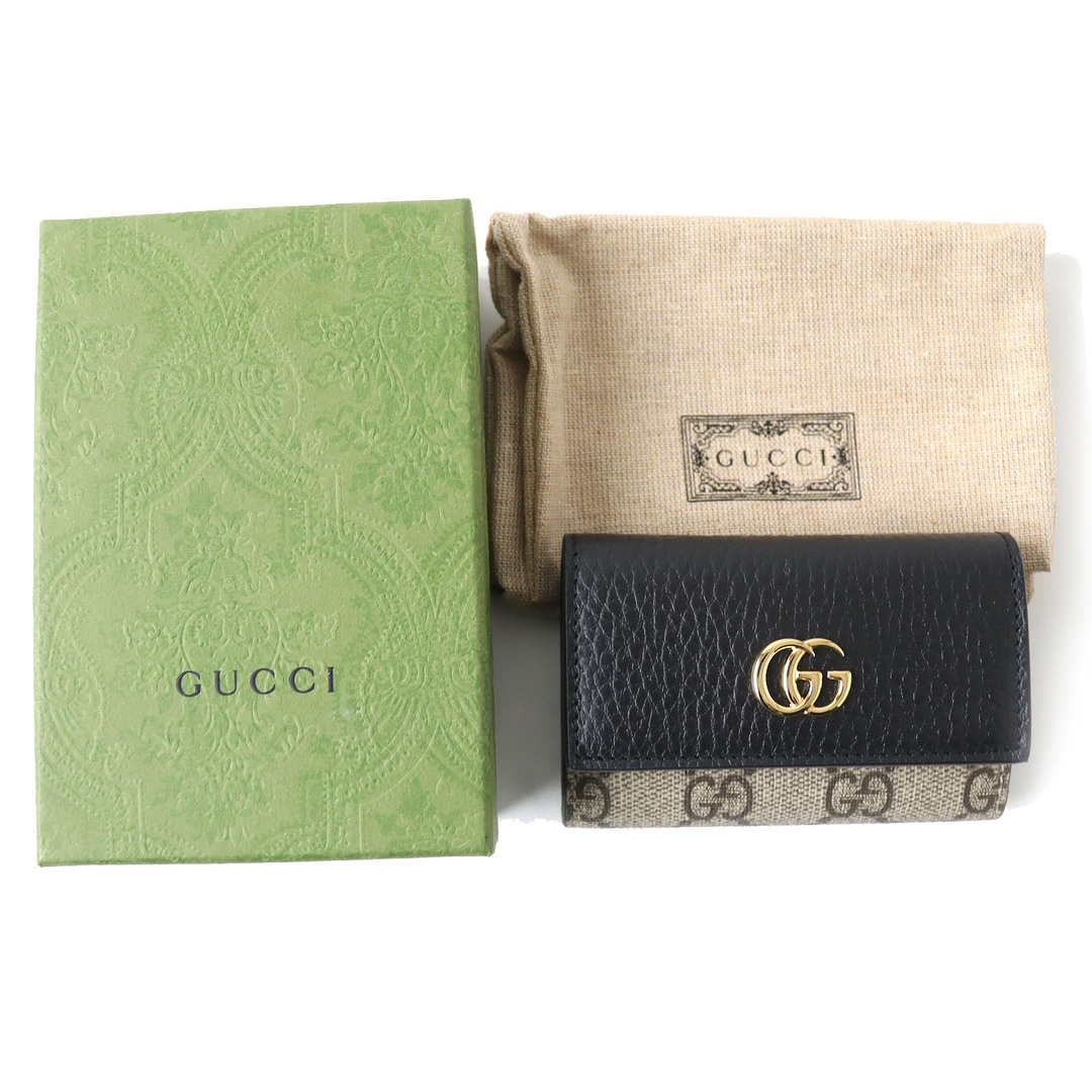 Gucci(グッチ)の極美品 GUCCI グッチ 456118 レザー GGマーモント キーケース 6連 ブラック×ベージュ 箱・保存袋付き イタリア製 ユニセックス レディースのファッション小物(キーケース)の商品写真