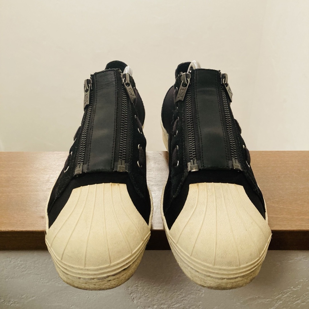 Y-3(ワイスリー)の【激レア】　Y-3 ワイスリー BB4800 SUPER ZIP スニーカー メンズの靴/シューズ(スニーカー)の商品写真