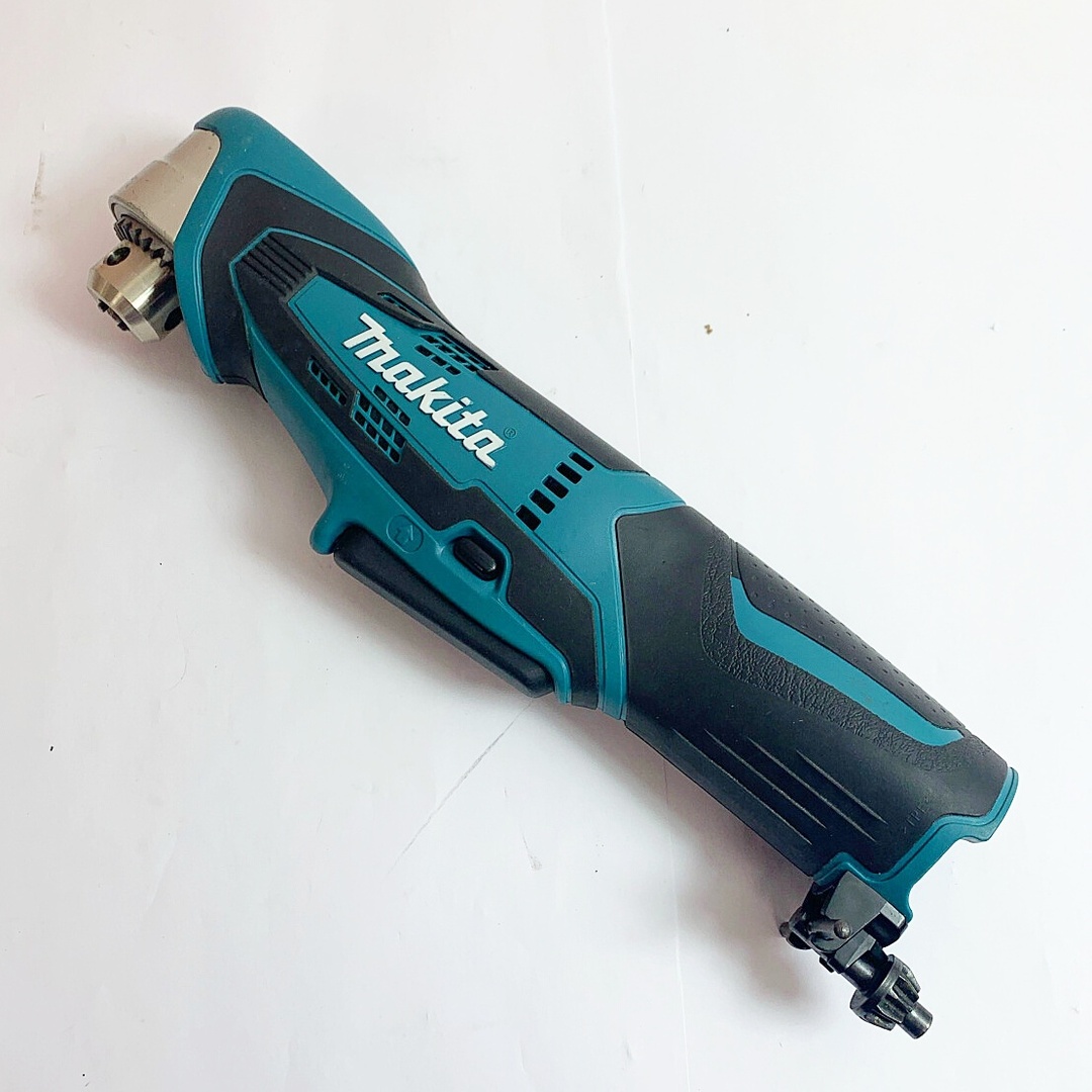 Makita(マキタ)の♭♭MAKITA マキタ 10mm 充電式アングルドリル　充電器・ケース付 DA330D ブルー インテリア/住まい/日用品のインテリア/住まい/日用品 その他(その他)の商品写真