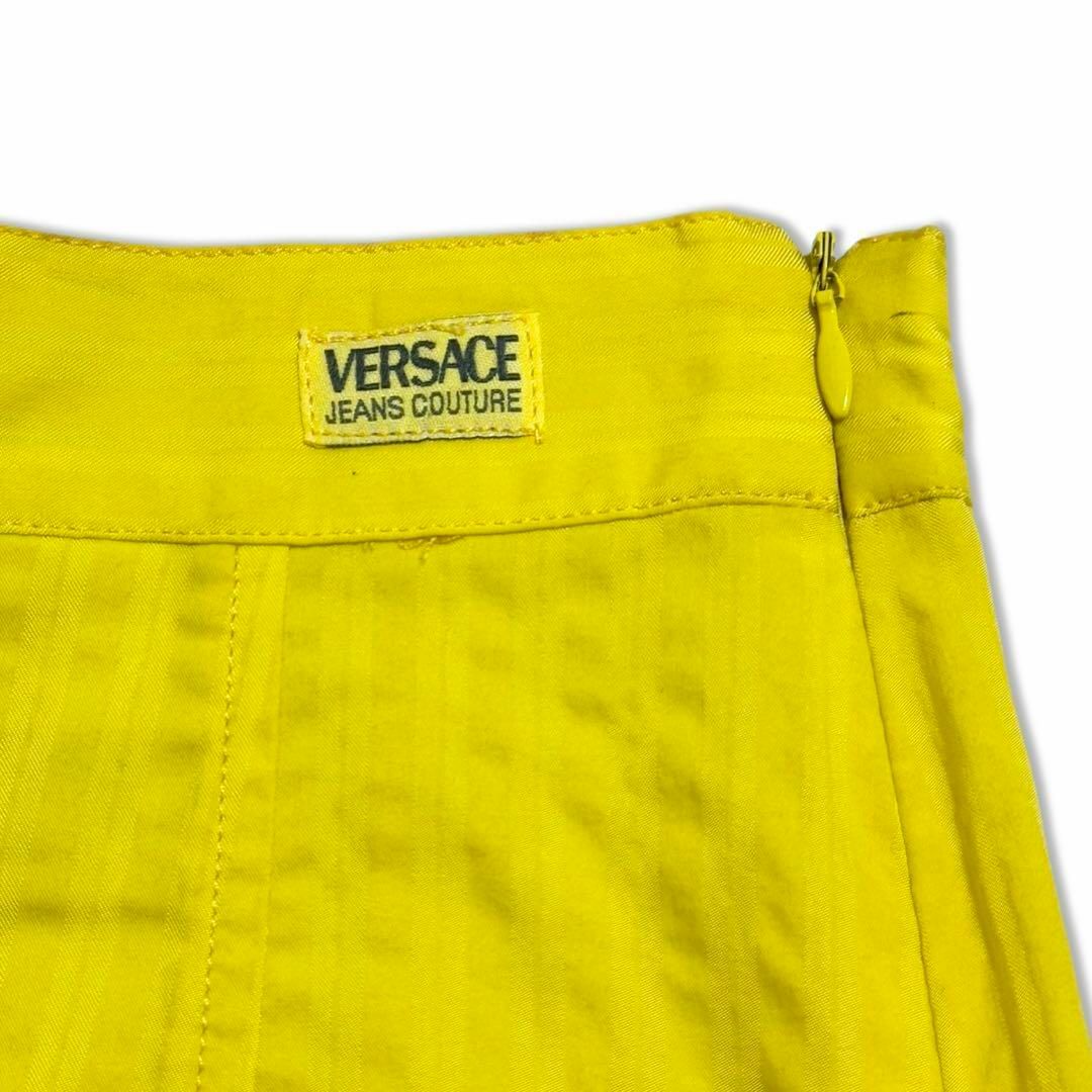 VERSACE(ヴェルサーチ)のVERSACE ヴェルサーチ ミニスカート イエロー タイトスカート レディース レディースのスカート(ミニスカート)の商品写真