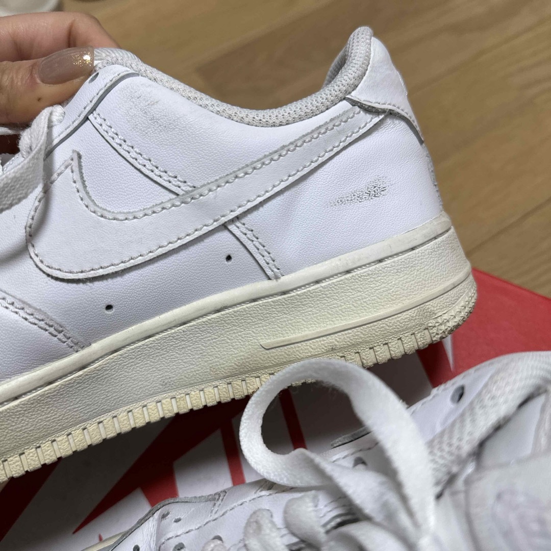 NIKE(ナイキ)のナイキ AIRFORCE1 エアフォースワン スニーカー 24cm 白 レディースの靴/シューズ(スニーカー)の商品写真