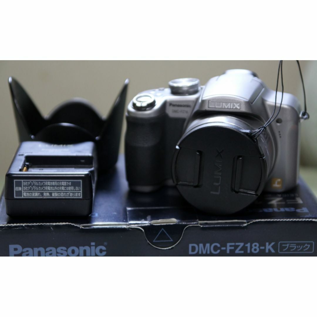 Panasonic(パナソニック)のPanasonic LUMIX DMC-FZ18 動作確認済 スマホ/家電/カメラのカメラ(コンパクトデジタルカメラ)の商品写真