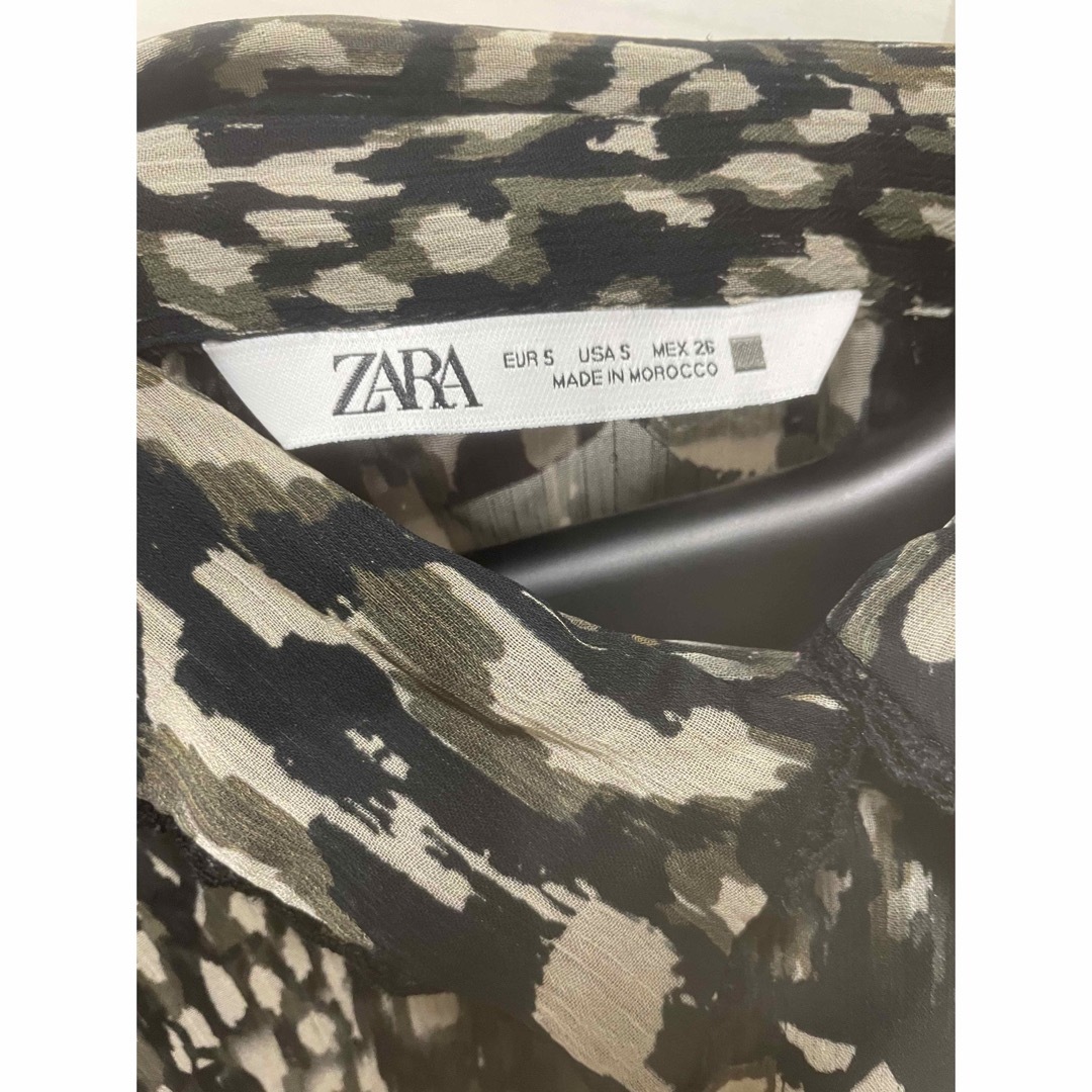 ZARA(ザラ)のZARA シャツ レディースのトップス(シャツ/ブラウス(長袖/七分))の商品写真