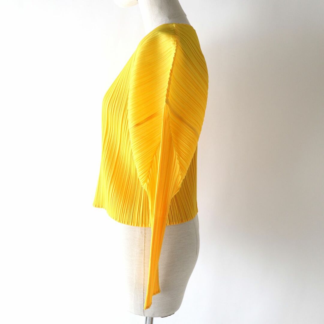 PLEATS PLEASE ISSEY MIYAKE(プリーツプリーズイッセイミヤケ)の極美品◎正規品 日本製 22SS PLEATS PLEASE プリーツプリーズ PP23JO12 MONTHLY COLORS プリーズ カーディガン レディース イエロー 3 レディースのトップス(カーディガン)の商品写真