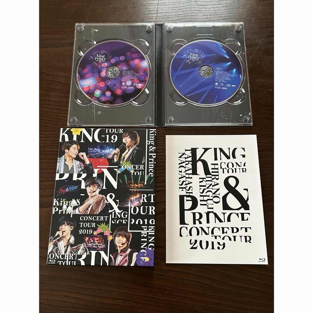 King & Prince CONCERT TOUR 2019〈初回限定盤・2… ☆正規品新品未使用 King & Prince CONCERT TOUR 2019〈初回限定盤・2… ☆正規品新品未使用