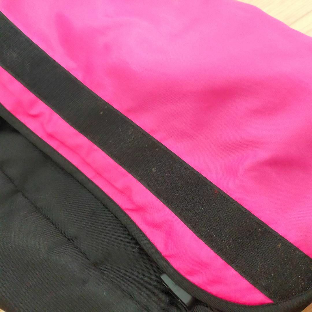 adidas(アディダス)のアディダス ショルダーバッグ ピンク 派手 メンズ キッズ 通学バッグ 子供 メンズのバッグ(ショルダーバッグ)の商品写真