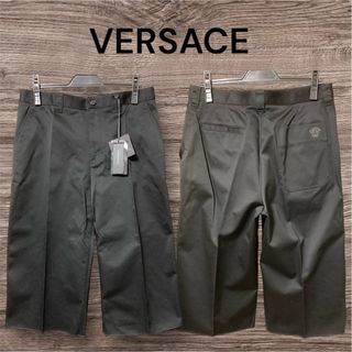 ヴェルサーチ(VERSACE)のversaceヴェルサーチェ　クロップドパンツ　新品未使用品(ワークパンツ/カーゴパンツ)