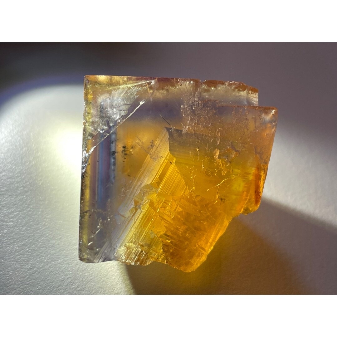 鉱物標本　フローライト 蛍石　Valzergues France | フリマアプリ ラクマ