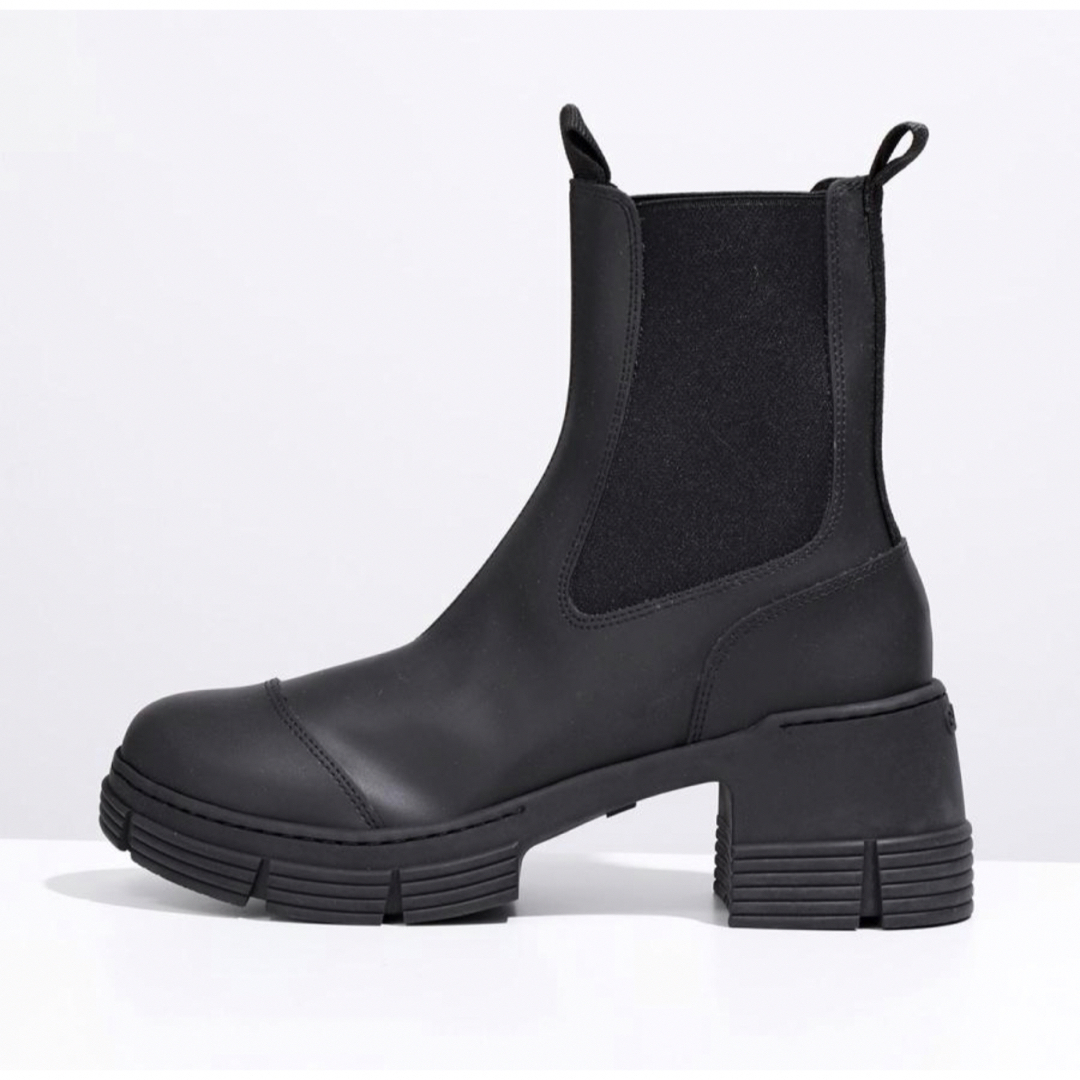 JOURNAL STANDARD(ジャーナルスタンダード)のGANNI Recycled Rubber Heeled City Boot レディースの靴/シューズ(ブーツ)の商品写真