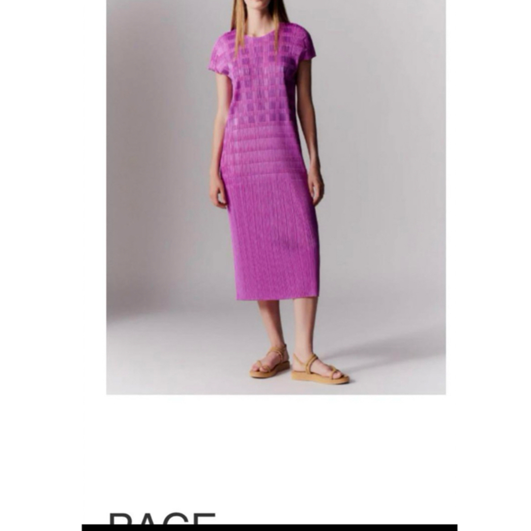 PLEATS PLEASE ISSEY MIYAKE(プリーツプリーズイッセイミヤケ)の新品タグ付き　プリーツプリーズ　PACE ピンク レディースのトップス(Tシャツ(半袖/袖なし))の商品写真