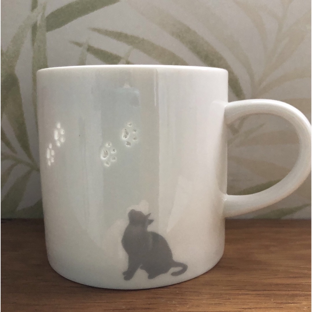 KALDI(カルディ)のカルディ KALDI　新品　ねこの日バッグプレミアム　猫の日　蛍手ネコマグカップ インテリア/住まい/日用品のキッチン/食器(食器)の商品写真