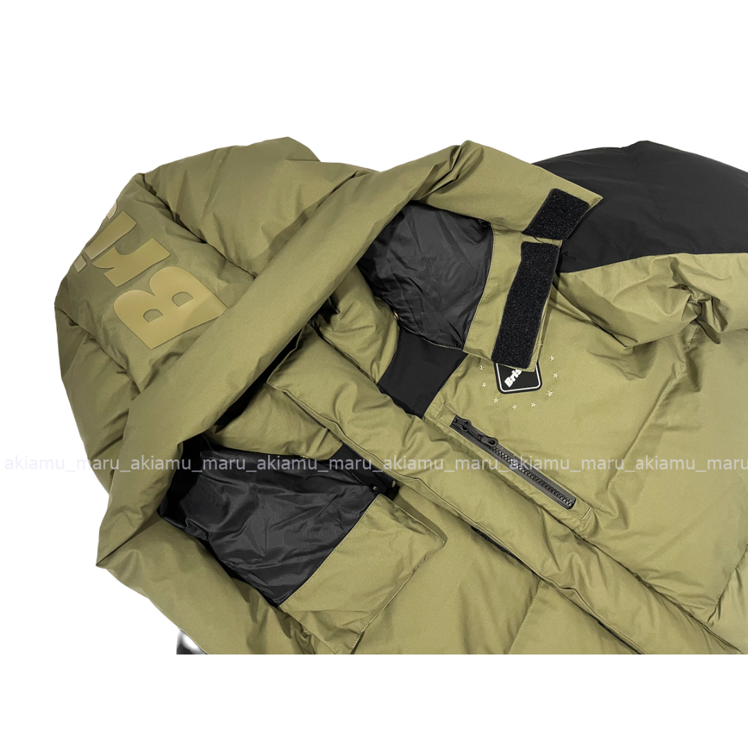 F.C.R.B.(エフシーアールビー)のFCRB TOUR DOWN PARKA エフシーレアルブリストル ダウン メンズのジャケット/アウター(ダウンジャケット)の商品写真