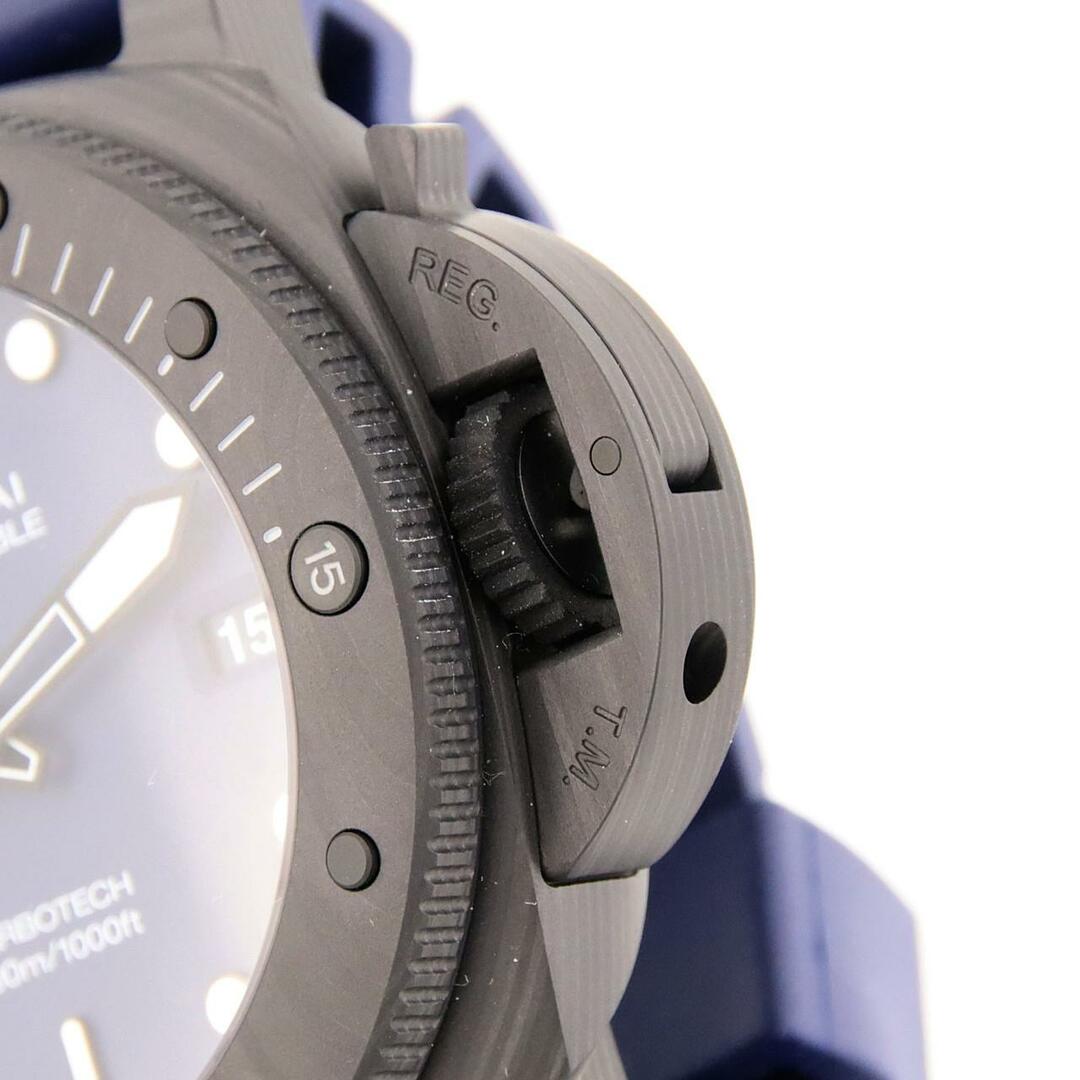 PANERAI(パネライ)の【新品】パネライ サブマーシブルクアランタクアトロカーボテックブルーアビッソ PAM01232 カーボテック 自動巻 メンズの時計(腕時計(アナログ))の商品写真