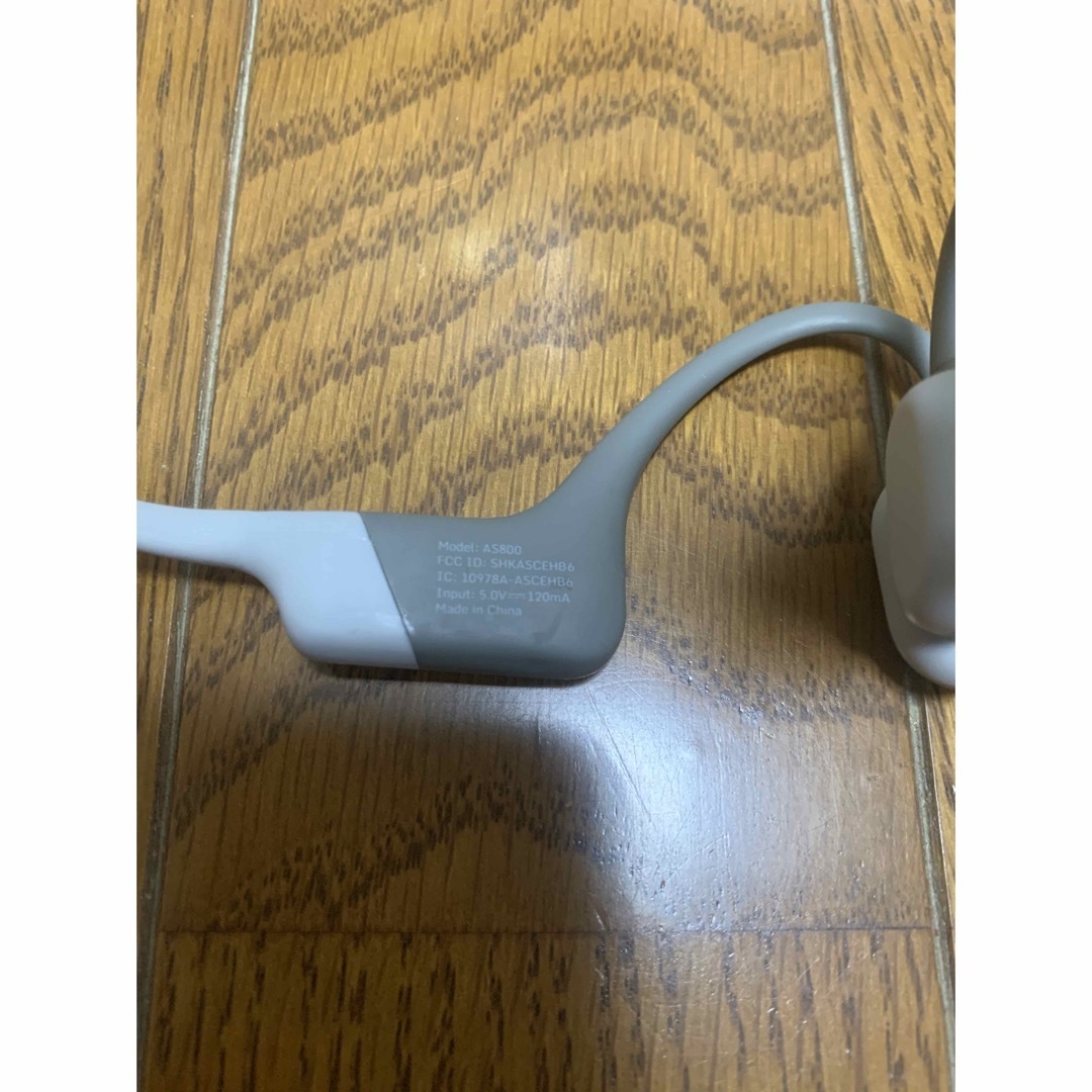 AFTERSHOKZ(アフターショックス)のAFTERSHOKZ AEROPEX LUNARGRAY スマホ/家電/カメラのオーディオ機器(ヘッドフォン/イヤフォン)の商品写真