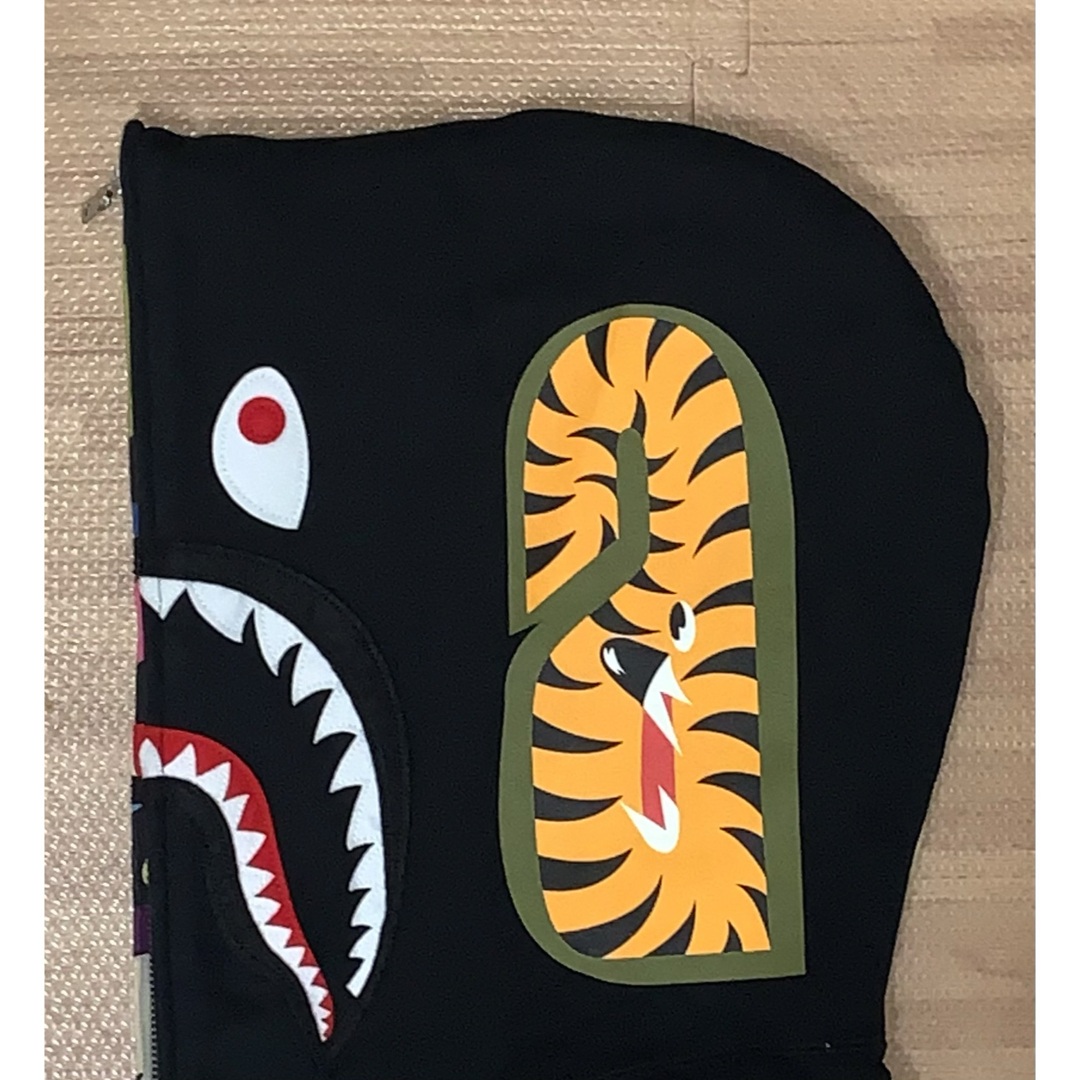 A BATHING APE(アベイシングエイプ)の★激レア★APE マルチカモ シャークパーカー ブラック L パーカー  メンズのトップス(パーカー)の商品写真