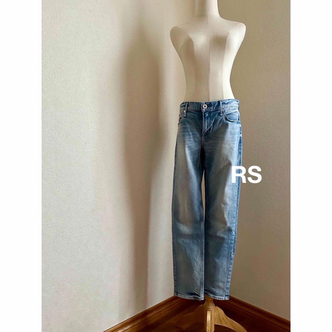 L'Appartement DEUXIEME CLASSE(アパルトモンドゥーズィエムクラス)のUPPER HIGHTS lightBlue denim パンツダメージ  レディースのパンツ(デニム/ジーンズ)の商品写真