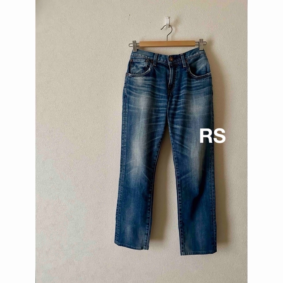 DEUXIEME CLASSE(ドゥーズィエムクラス)のRED CARD Blue denim pantsダメージ 64503 26 レディースのパンツ(デニム/ジーンズ)の商品写真