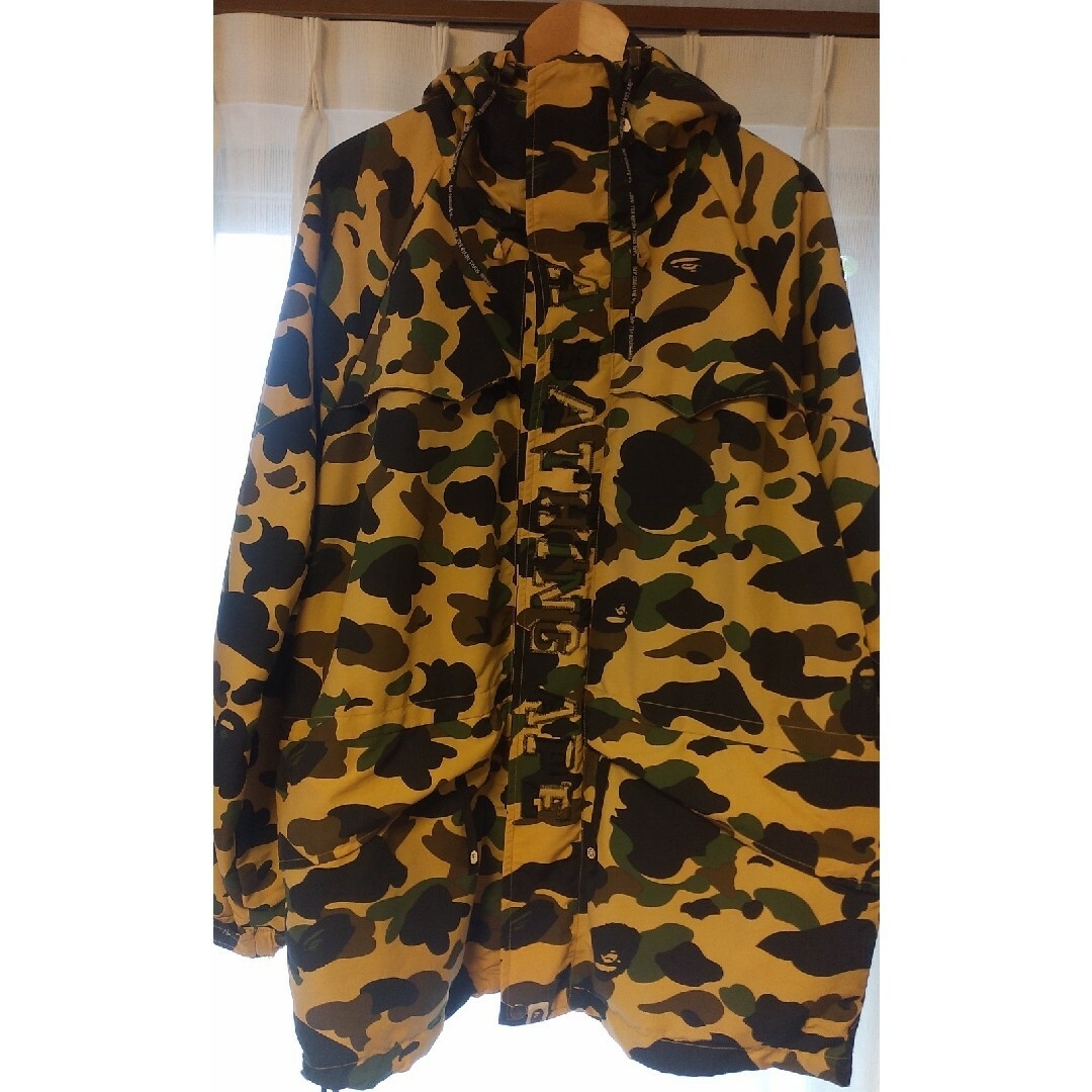 A BATHING APE(アベイシングエイプ)のエイプ　カモ柄ジャケット メンズのジャケット/アウター(ナイロンジャケット)の商品写真