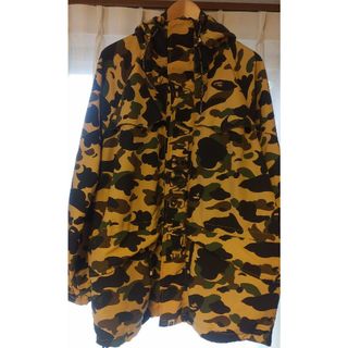 アベイシングエイプ(A BATHING APE)のエイプ　カモ柄ジャケット(ナイロンジャケット)