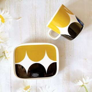 マリメッコ(marimekko)の♡ マリメッコ　ハルカ　プレート  マグカップ　北欧　食器　完売品　ブラウン(食器)