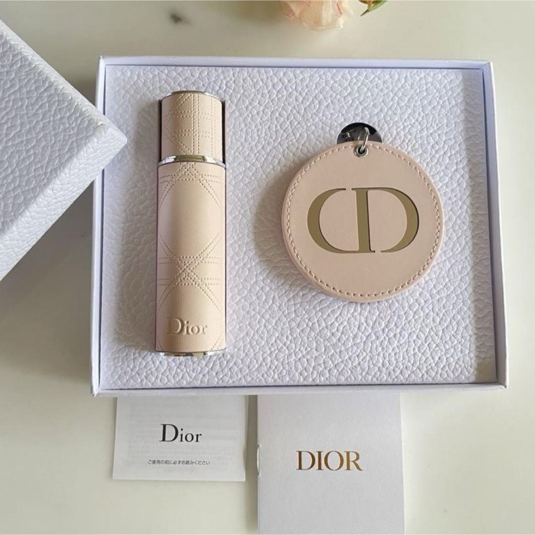 Christian Dior(クリスチャンディオール)のDior ミスディオールブルーミングブーケトラベルスプレーセット ノベルティ コスメ/美容の香水(香水(女性用))の商品写真