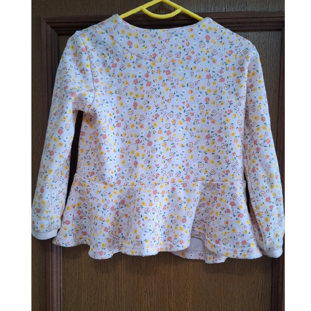 西松屋(ニシマツヤ)の花柄アウター　95㎝ キッズ/ベビー/マタニティのキッズ服女の子用(90cm~)(ジャケット/上着)の商品写真