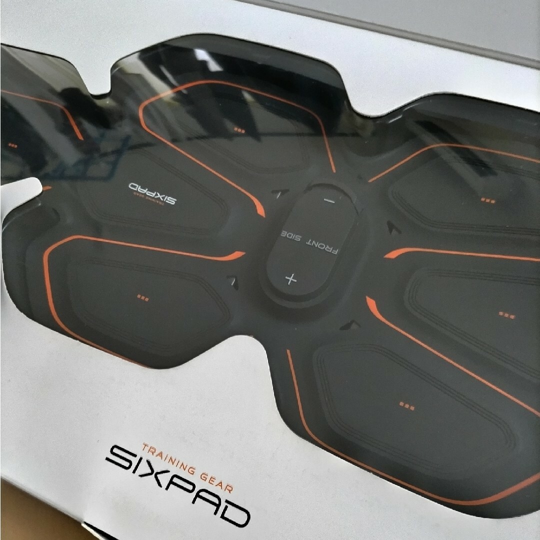 SIXPAD(シックスパッド)のシックスパッド SIXPAD EMS腹筋ベルト アブズベルト LL Abs B… コスメ/美容のダイエット(その他)の商品写真