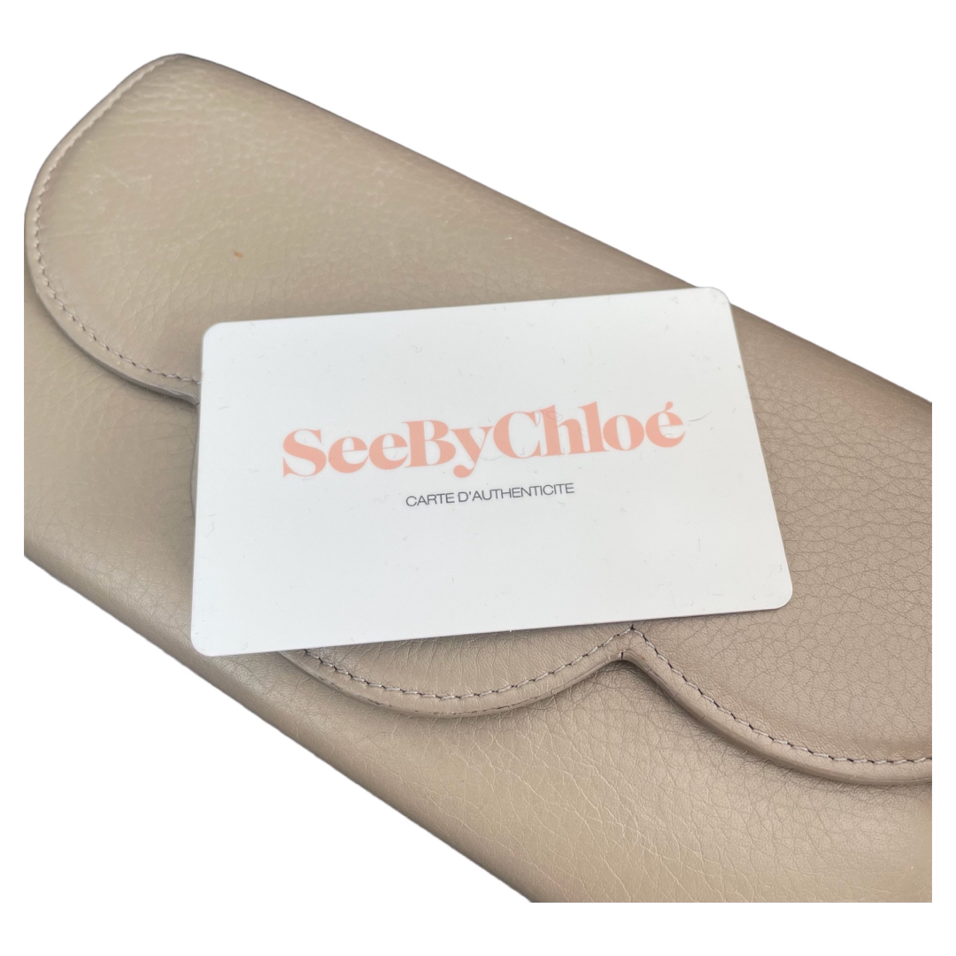 SEE BY CHLOE(シーバイクロエ)のクロエ　長財布 レディースのファッション小物(財布)の商品写真