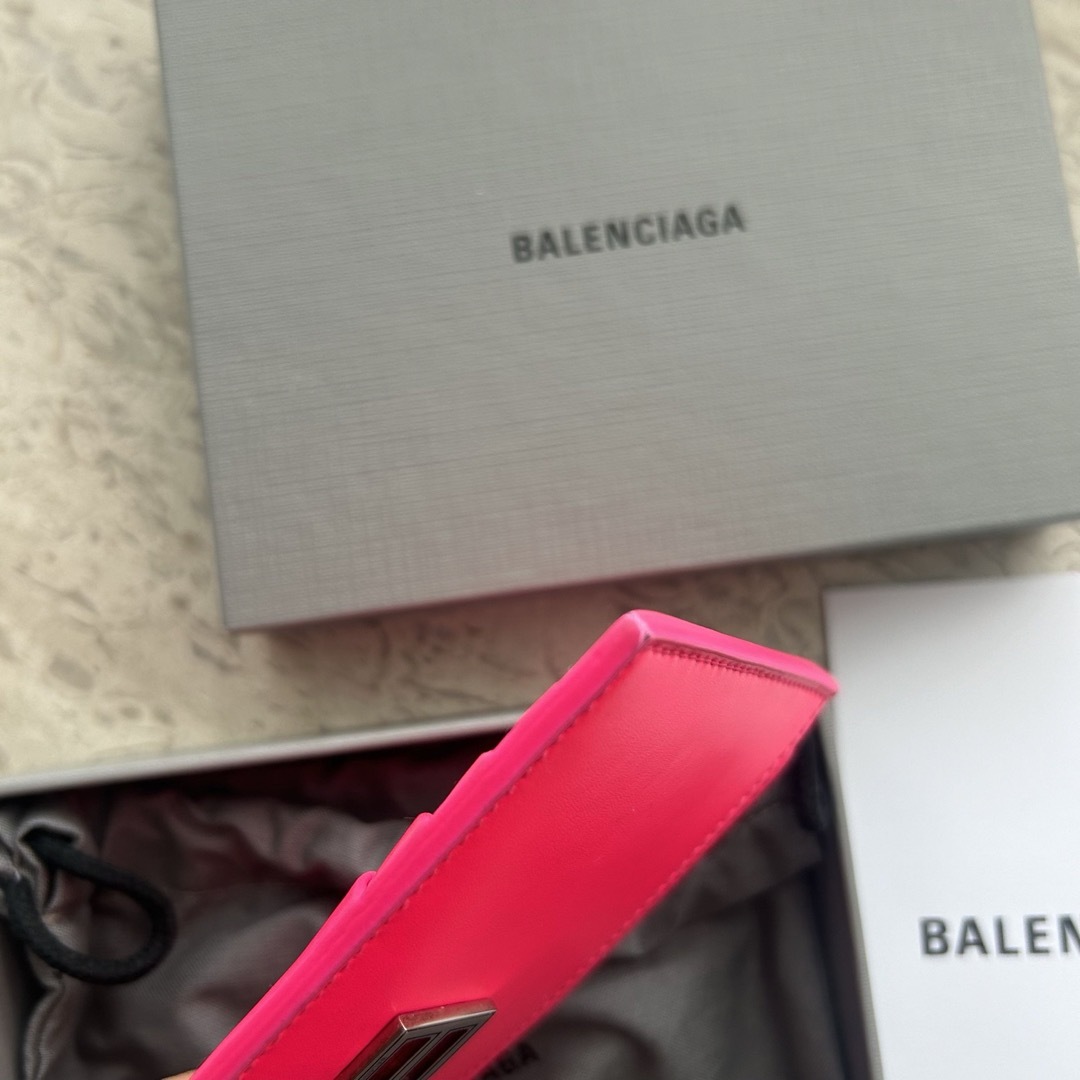 Balenciaga(バレンシアガ)のバレンシアガ カードケース(箱不要でお値引あり) レディースのファッション小物(コインケース)の商品写真