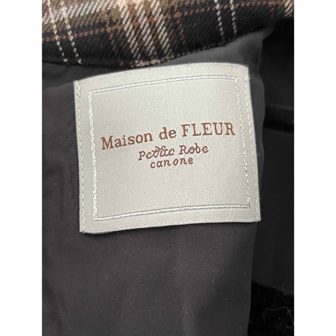 Maison de FLEUR(メゾンドフルール)のMaison de FLUER canoneバックリボンチェックスタンドカラー レディースのワンピース(ひざ丈ワンピース)の商品写真