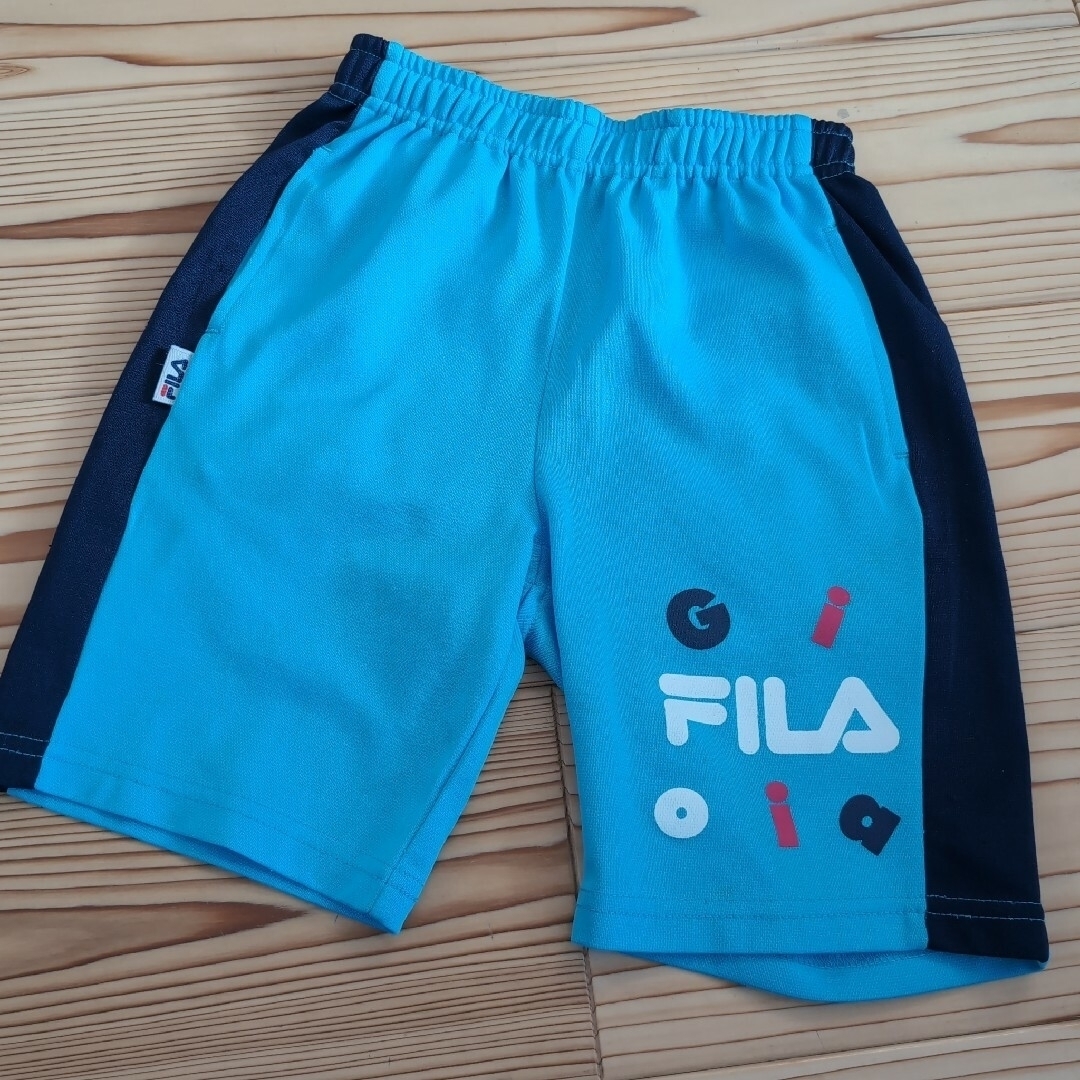 FILA(フィラ)の女の子 ジャージ 上下 110 フィラ キッズ/ベビー/マタニティのキッズ服女の子用(90cm~)(その他)の商品写真