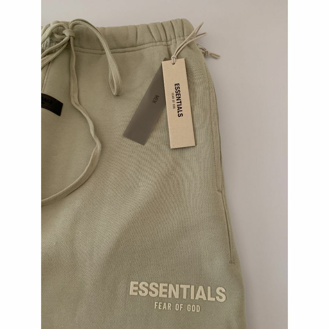 FEAR OF GOD(フィアオブゴッド)のESSENTIALS RELAXED SWEAT PANT / SEAFOAM メンズのパンツ(その他)の商品写真