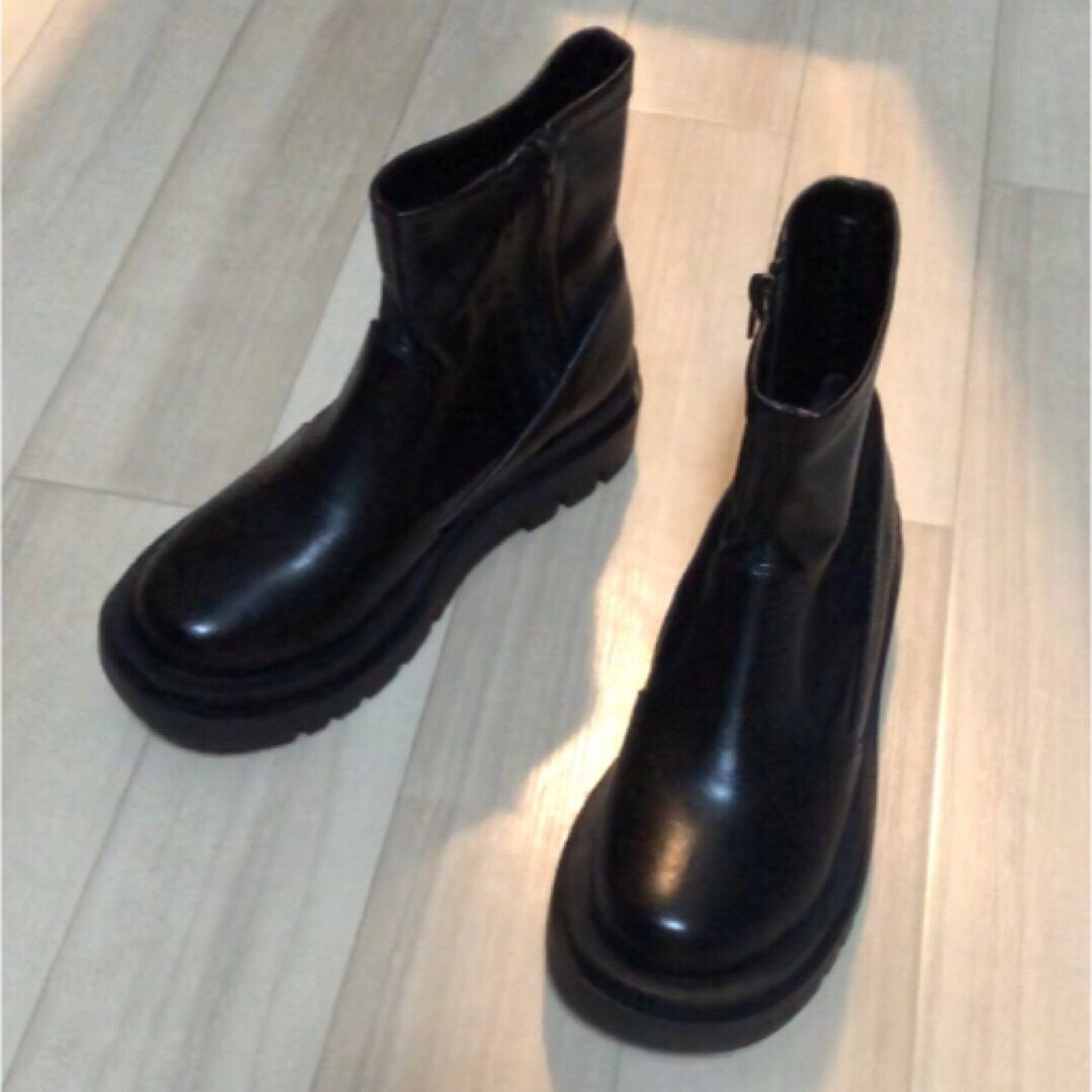 トラックソールブーツ プラットフォーム 黒 black BLACK 23cm〜 レディースの靴/シューズ(ブーツ)の商品写真