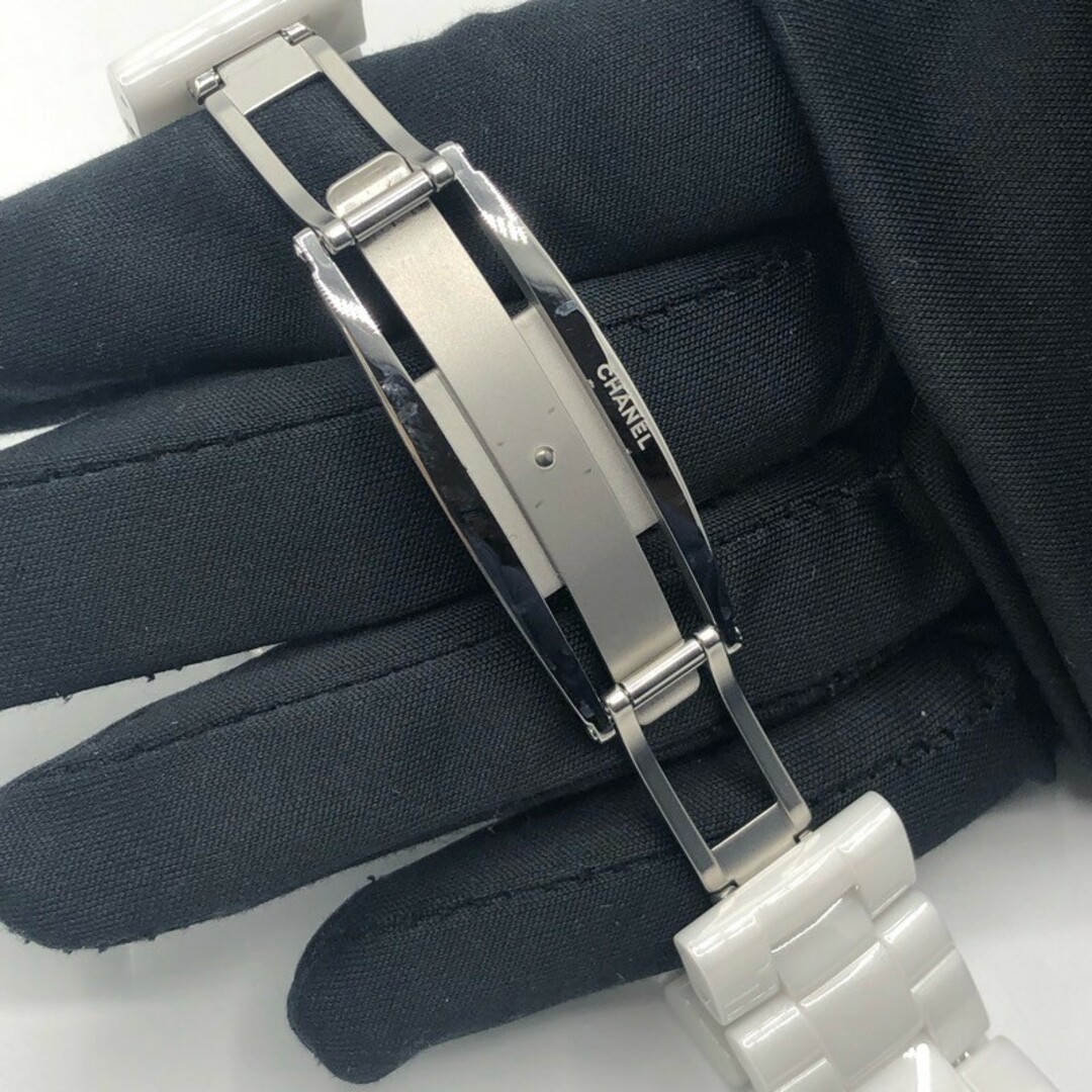 CHANEL(シャネル)の　シャネル CHANEL Ｊ１２ グラフィティ  Ｈ5240 セラミック メンズ 腕時計 メンズの時計(その他)の商品写真