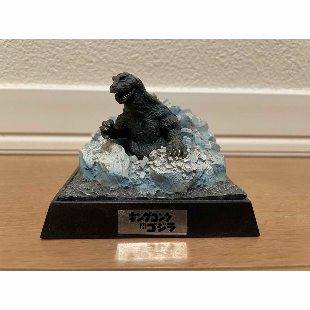 BANDAI - ゴジラ名鑑 キングコング対ゴジラ ジオラマ の通販 by BANDAI - ゴジラ名鑑 キングコング対ゴジラ ジオラマ の通販 by