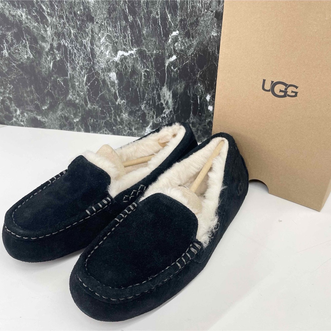 UGG(アグ)のUGG ANSLEY スリッポン 7 24cm ブラック レディースの靴/シューズ(スリッポン/モカシン)の商品写真