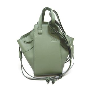 ロエベ(LOEWE)のロエベ ハンモックミニ ドローストリング ショルダーバッグ ショルダーバッグ(ショルダーバッグ)