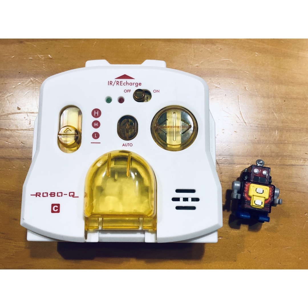 Takara Tomy(タカラトミー)のROBO−Q(チョロＱ)  ロボQ　 RQ-03 Retro  Red   エンタメ/ホビーのおもちゃ/ぬいぐるみ(トイラジコン)の商品写真